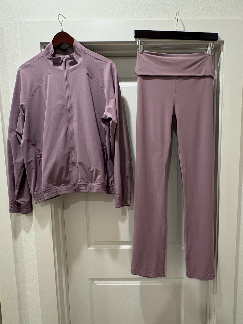 Lululemon Jacket Sz 12 and Flate FoldOver Waist Yoga Pants Sz 10 Lavender Lux
